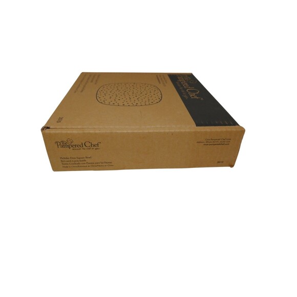 Pampered Chef Holiday Dots Square Bowl #3010 - Picture 8 of 8